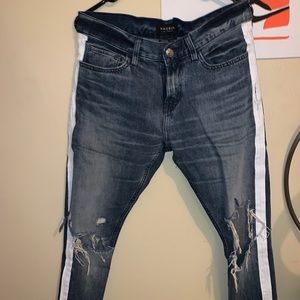 Medium wash pacsun jeans with white stripe